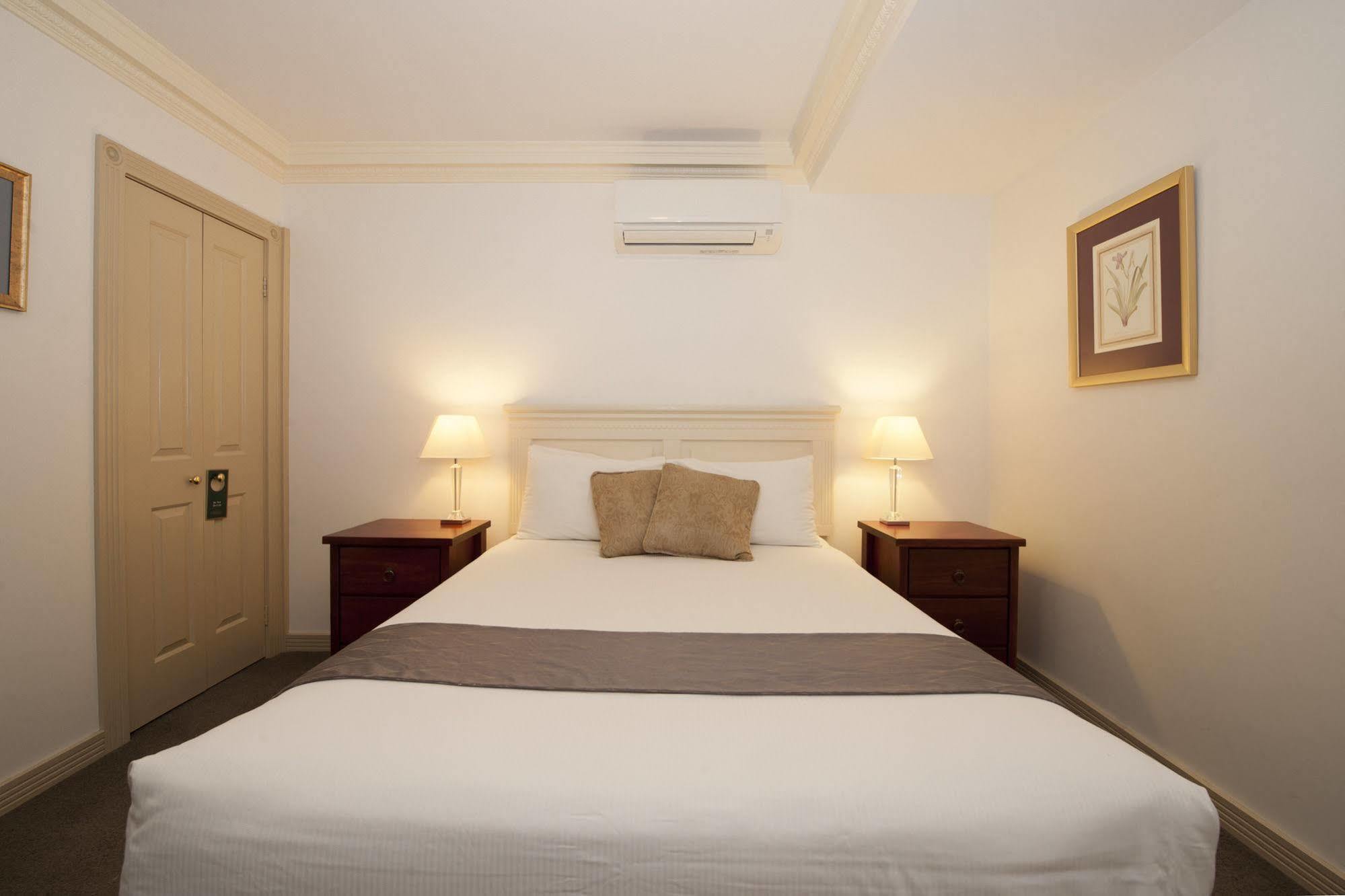 Cobb & Co Court Boutique Hotel Mudgee Ngoại thất bức ảnh