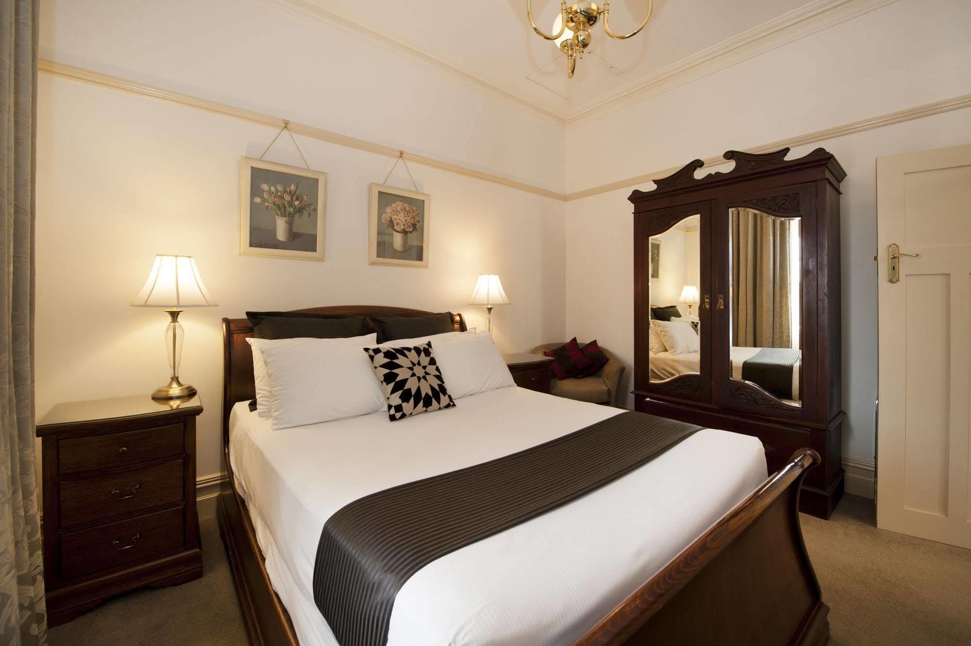 Cobb & Co Court Boutique Hotel Mudgee Ngoại thất bức ảnh